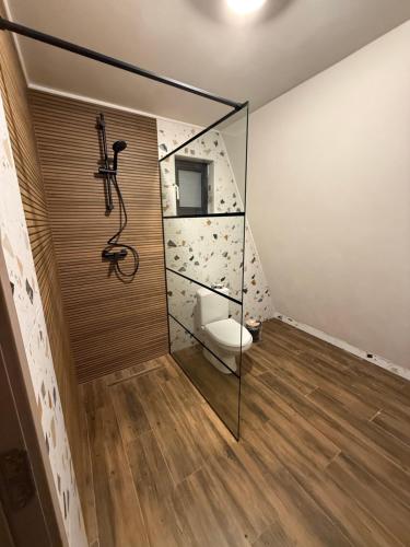 Ένα μπάνιο στο Dominic A Frame