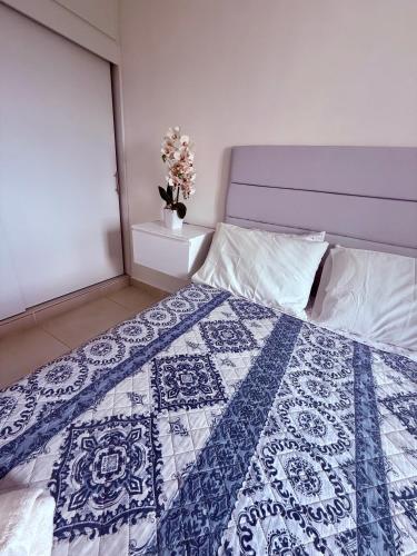 Ένα ή περισσότερα κρεβάτια σε δωμάτιο στο Paradisio Rentals