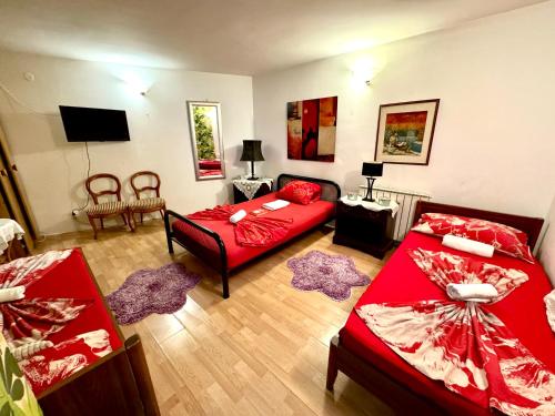 Voodi või voodid majutusasutuse Hostel Pansion Lion toas