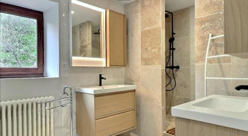 Koupelna v ubytování Gîte de La Chareyre