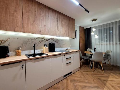 Køkken eller tekøkken på Apartament Skansen - Sanok