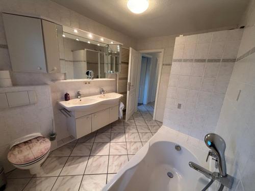 Koupelna v ubytování Austernfischer