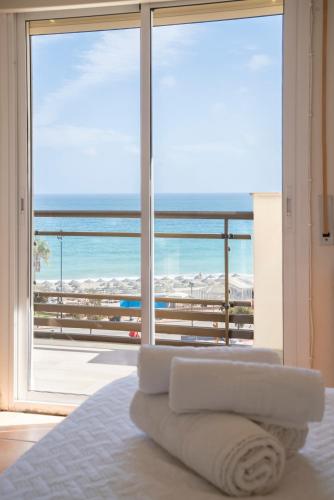 AA Guest - The Magic Front Sea Views Eco Apartment