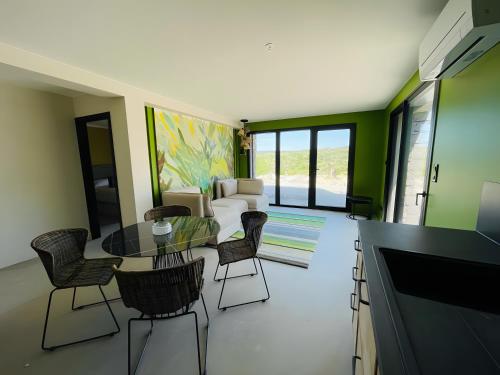 Et tv og/eller underholdning på Villa Balazuc