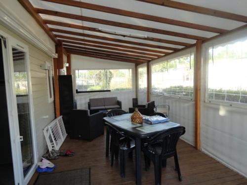 Μπαλκόνι ή βεράντα στο MOBIL HOME Frimousse