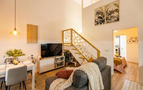 Urban apartment BAJO 6 - HOUSEVANLIVE