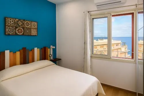RineddaHouse Arenella - Vista Mare Panoramica a Palermo con Parcheggio privato photo 41