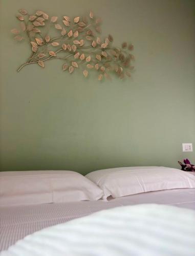 Ένα ή περισσότερα κρεβάτια σε δωμάτιο στο NORA Apartment 1