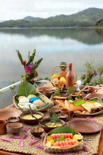 Φαγητό σε αυτό το θέρετρο ή κάπου εκεί κοντά