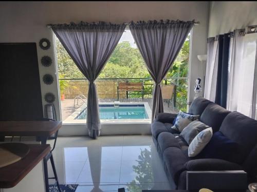 Bazén v ubytování Fruta de mango #2 nebo v jeho okolí