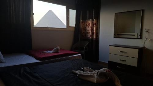 The Lotus Hotel Pyramids View