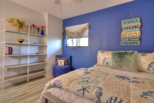 Postel nebo postele na pokoji v ubytování Sands Beach Club - 118