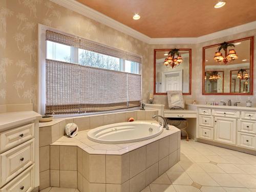 Koupelna v ubytování Tybee Nights