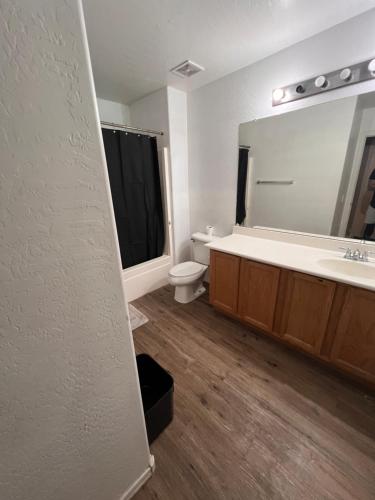 Koupelna v ubytování West Phoenix Value Room 4 Bennet