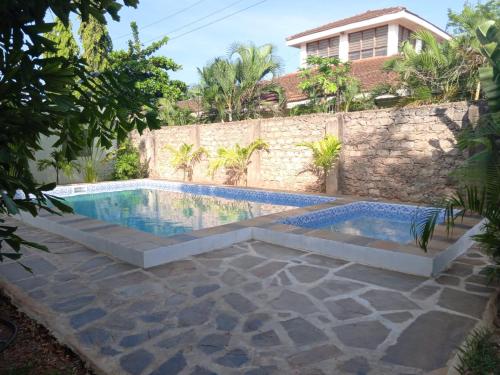 Πισίνα στο ή κοντά στο Ole supat Diani luxury villas