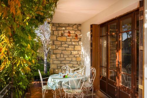 Αίθριο ή υπαίθριος χώρος στο L'Oustal 3 chambres avec grand jardin parking gratuit