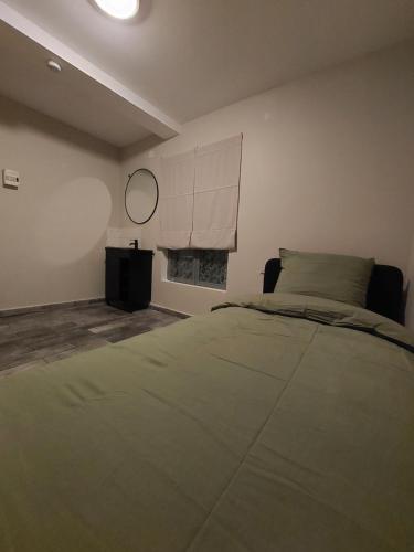 Postel nebo postele na pokoji v ubytování Le Berkane