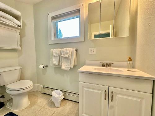 Koupelna v ubytování Hometown Heaven