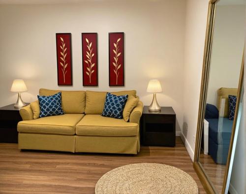 Istumisnurk majutusasutuses Venice Beach Getaway Steps from the Ocean Marina and Boardwalk