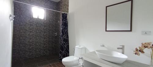 Koupelna v ubytování Villa Helene's Cozy Corner Retreat