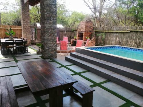 Πισίνα στο ή κοντά στο Edjami River View