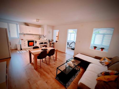 Live & Stay at JAZZ apartment