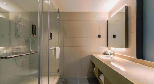 Koupelna v ubytování City Comfort Inn Shiyan High-speed Railway Wanda Plaza