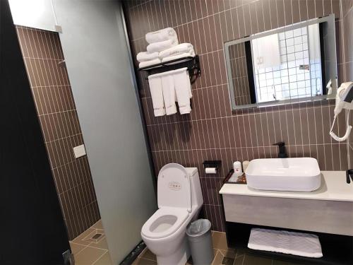 Koupelna v ubytování Jun Hotel Shanxi Linfen Hongdong County Dahuaishu Xungen Jizhuyuan