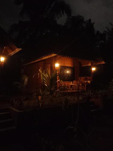 Φωτογραφία από το άλμπουμ του Tetebatu River Side BUNGALOWs σε Tetebatu