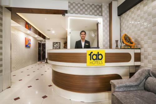 Επισκέπτες που μένουν στο FabHotel SK