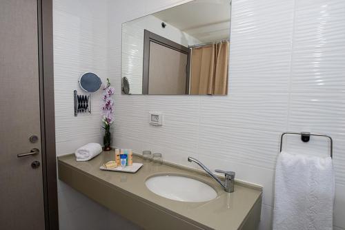 Koupelna v ubytování Sur La Mer Hotel Ashdod