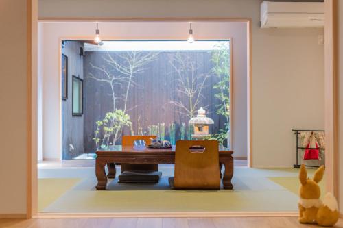 Machiya stay downtown Kyoto, near JR station