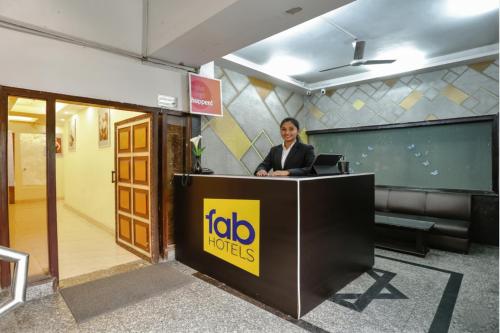Ο χώρος του λόμπι ή της ρεσεψιόν στο FabHotel F9 NSP - Near Pacific Mall Pitampura