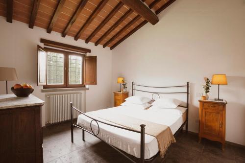 Postel nebo postele na pokoji v ubytování Independent House In The Arezzo Hills