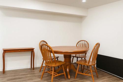 Φωτογραφία από το άλμπουμ του Sooke Mountain View Suite σε Sooke