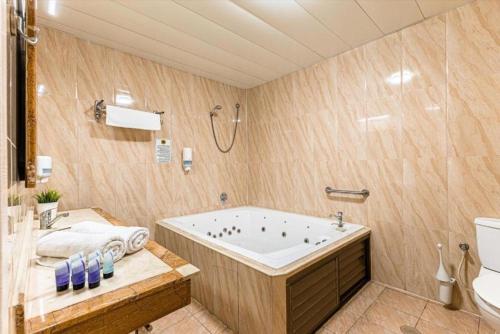 Imagen de la galería de הוטל האוס פתח תקווה, en Petaj Tikva