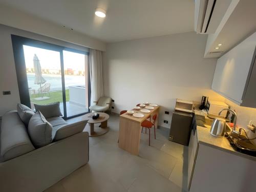 Η κουζίνα ή μικρή κουζίνα στο Studio In Playa North Cost