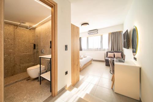 Prime Central Suites