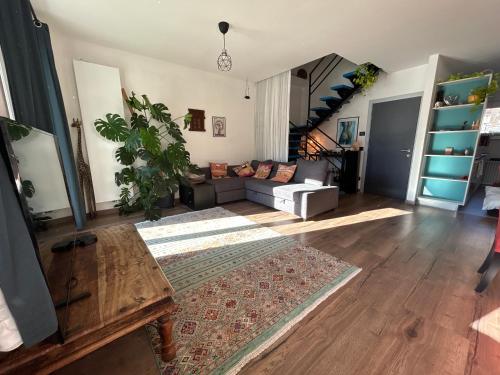 Khu vực ghế ngồi tại Traveller's home in the Dolomites