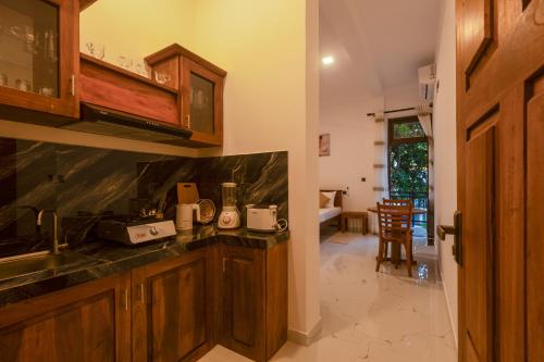 Η κουζίνα ή μικρή κουζίνα στο Blueray Villa