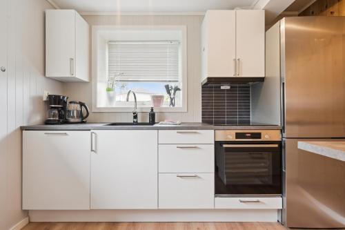 Fotografie z fotogalerie ubytování cozy apartment in Leknes Lofoten v destinaci Leknes