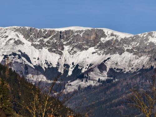 Nespecifikovaný výhled na hory nebo výhled na hory při pohledu z apartmánu