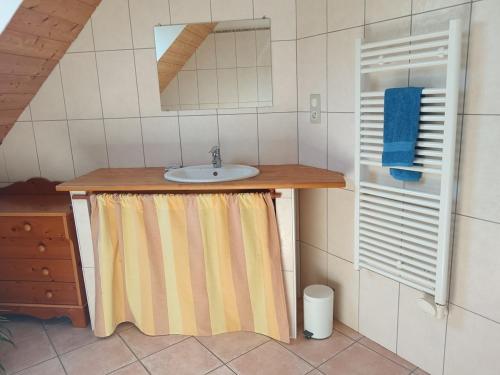 Fotografie z fotogalerie ubytování Chambre calme et verdure v destinaci Arlay