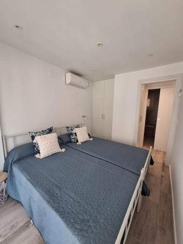 Apartment 1room 100m from Levante Beach