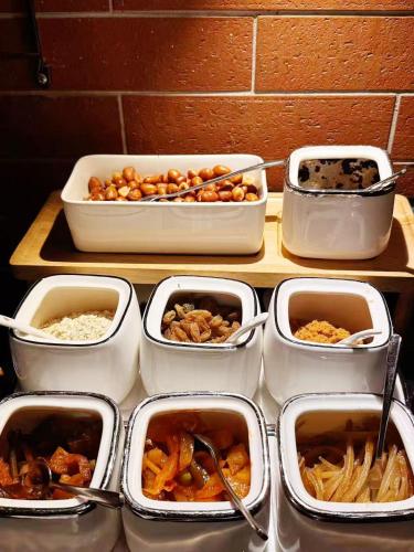 Jídlo v hotelu nebo okolí