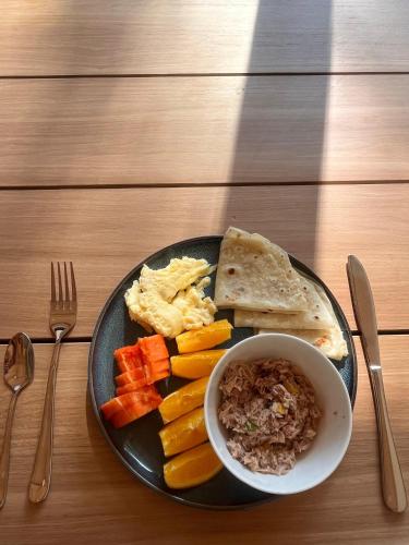 Φαγητό σε αυτός ο ξενώνας ή κάπου εκεί κοντά