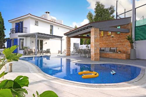 Villa Amy - 100m from Nisia Loumbardi Beach