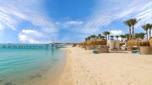 Protels Beach Club & SPA