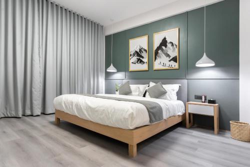 Ένα ή περισσότερα κρεβάτια σε δωμάτιο στο Modern 2 Bedroom Apartment in Central Kathmandu near Thamel & Airport 3