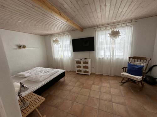 Una cama o camas en una habitación de Guesthouse Villa Sønderklit